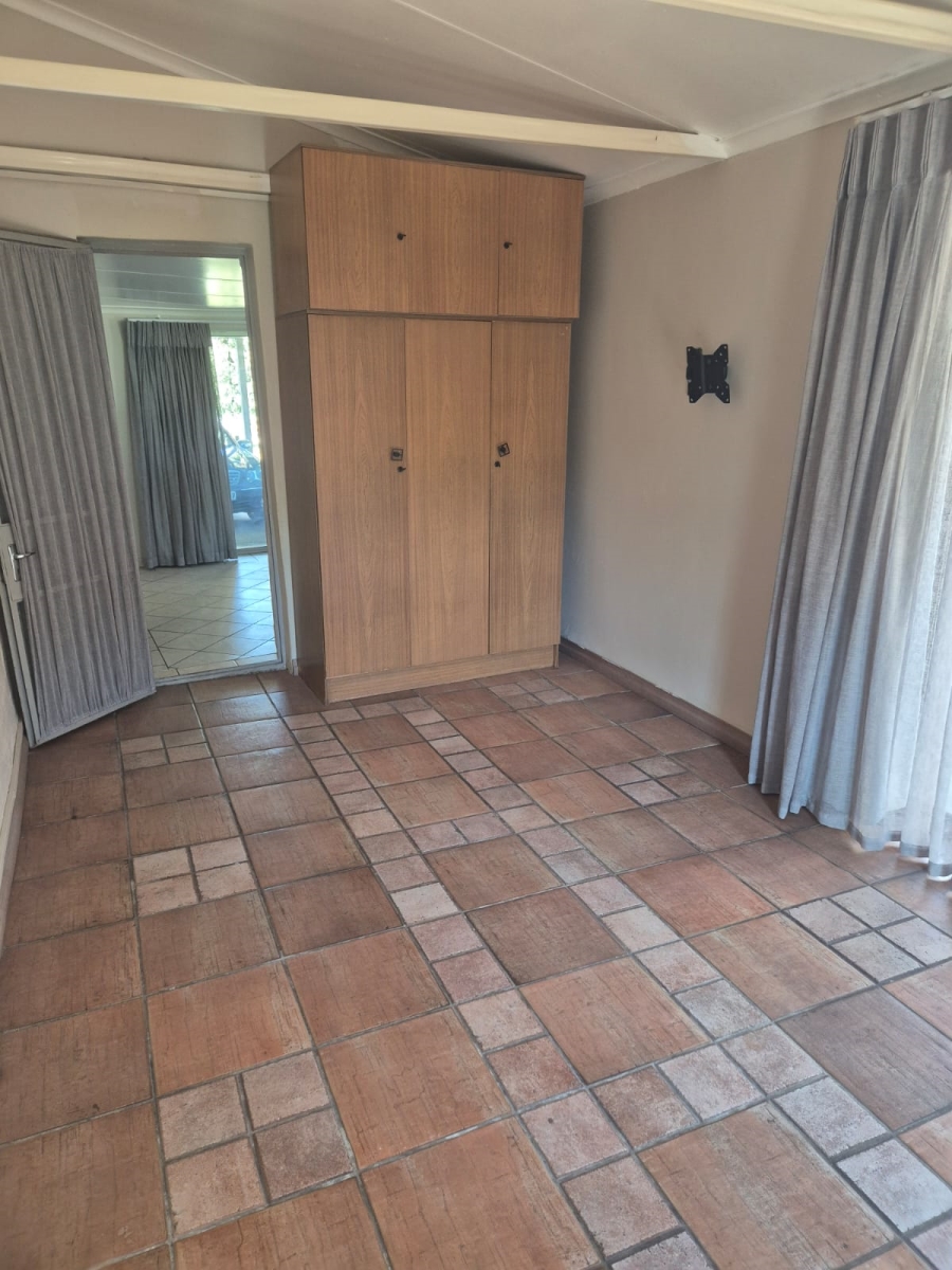 To Let 1 Bedroom Property for Rent in President Park Gauteng