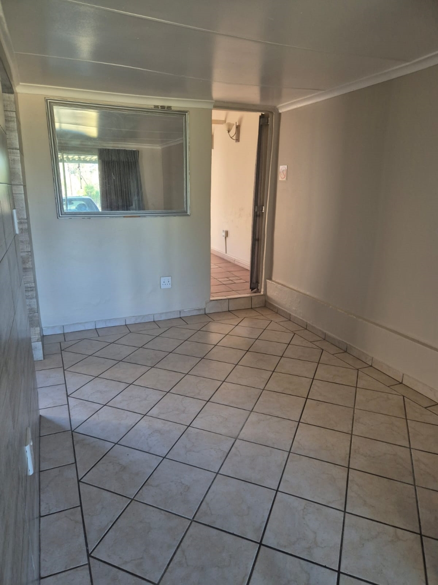 To Let 1 Bedroom Property for Rent in President Park Gauteng