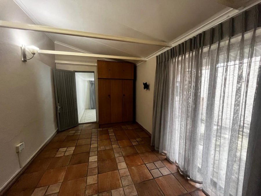 To Let 1 Bedroom Property for Rent in President Park Gauteng