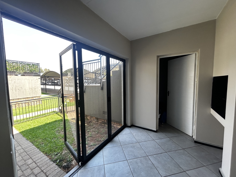 To Let 2 Bedroom Property for Rent in Norton Home Estate AH Gauteng