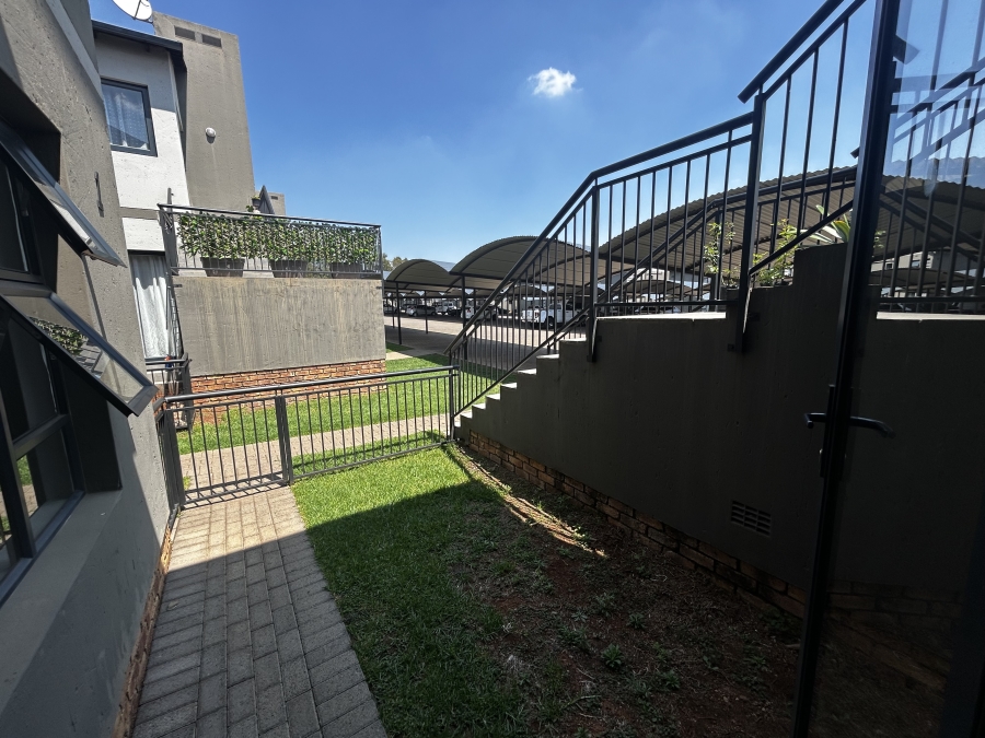 To Let 2 Bedroom Property for Rent in Norton Home Estate AH Gauteng