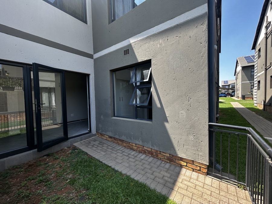 To Let 2 Bedroom Property for Rent in Norton Home Estate AH Gauteng