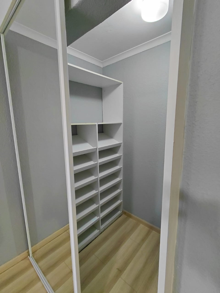 To Let 2 Bedroom Property for Rent in Sundowner Gauteng