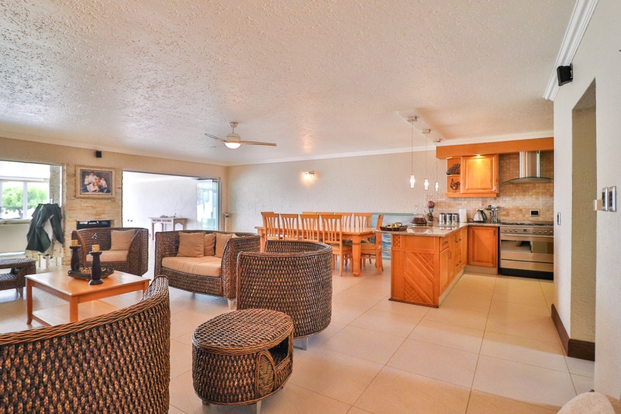 4 Bedroom Property for Sale in Vaal Marina Gauteng