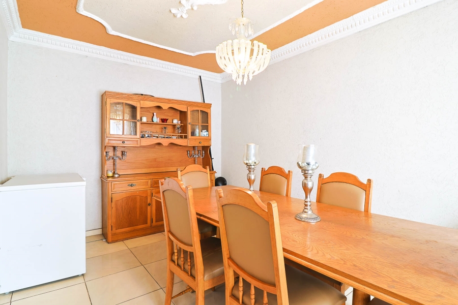 4 Bedroom Property for Sale in Selcourt Gauteng