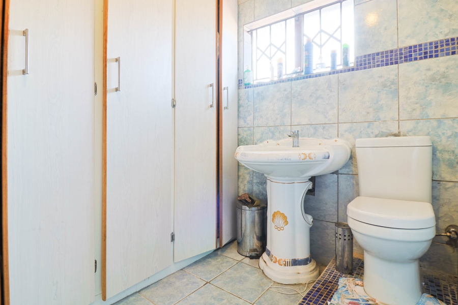 4 Bedroom Property for Sale in Selcourt Gauteng