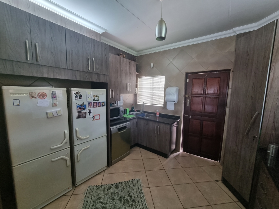 3 Bedroom Property for Sale in Silverton Gauteng