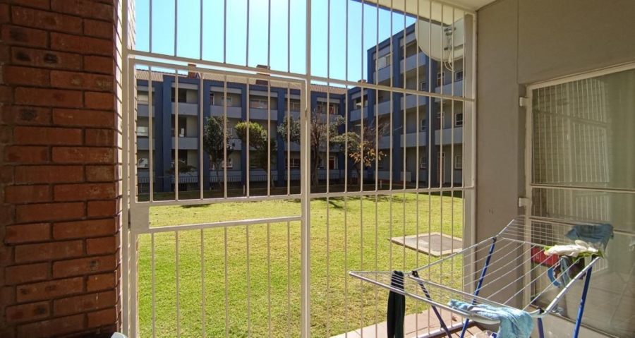 2 Bedroom Property for Sale in Waterkloof Glen Gauteng