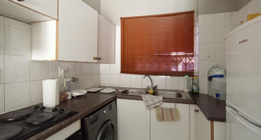 2 Bedroom Property for Sale in Waterkloof Glen Gauteng