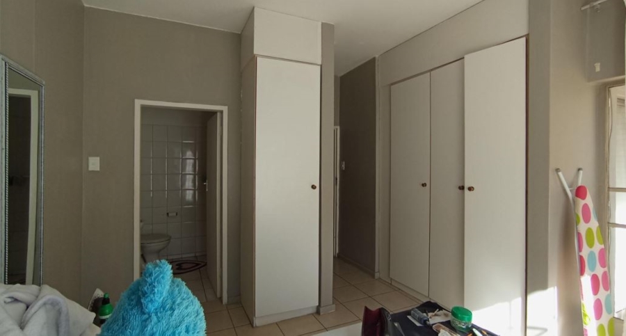 2 Bedroom Property for Sale in Waterkloof Glen Gauteng