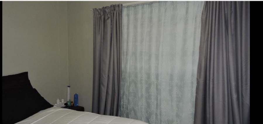 2 Bedroom Property for Sale in Waterkloof Glen Gauteng