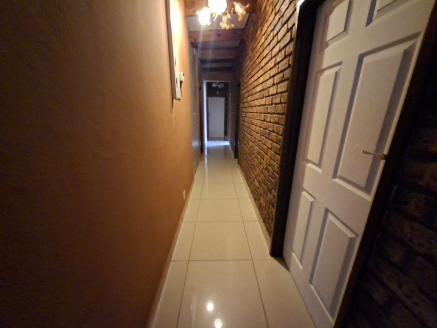 4 Bedroom Property for Sale in Dalpark Gauteng