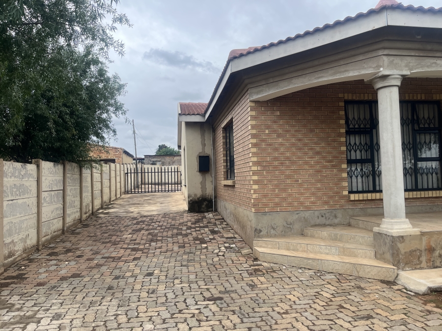 4 Bedroom Property for Sale in Eden Park Gauteng