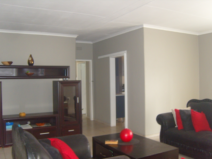 4 Bedroom Property for Sale in Mayberry Park Gauteng