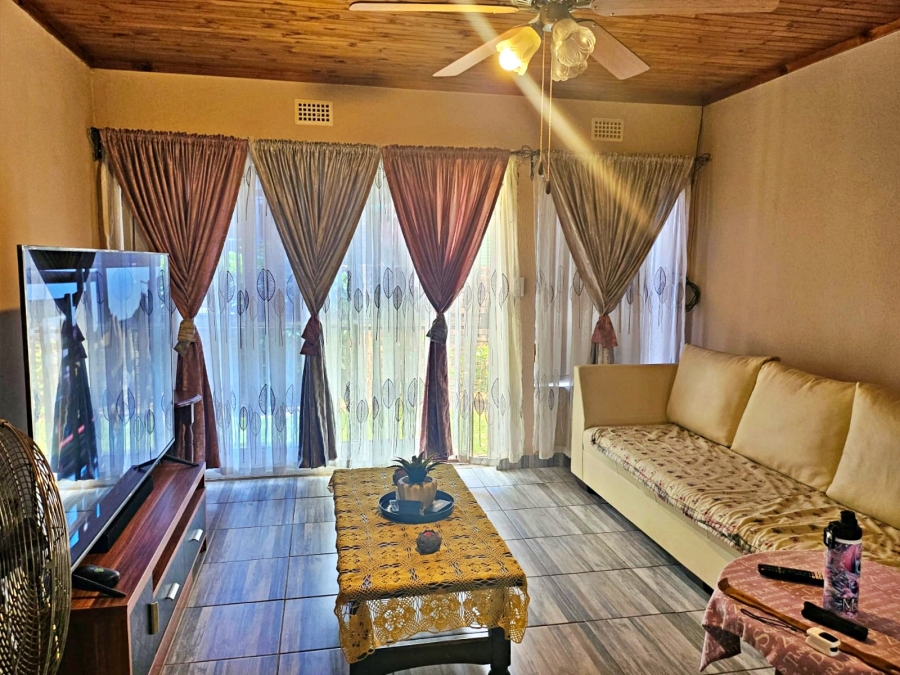 3 Bedroom Property for Sale in Birchleigh Gauteng