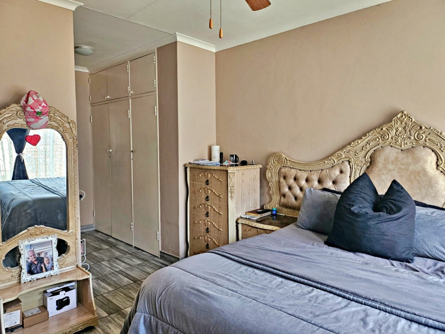 3 Bedroom Property for Sale in Birchleigh Gauteng