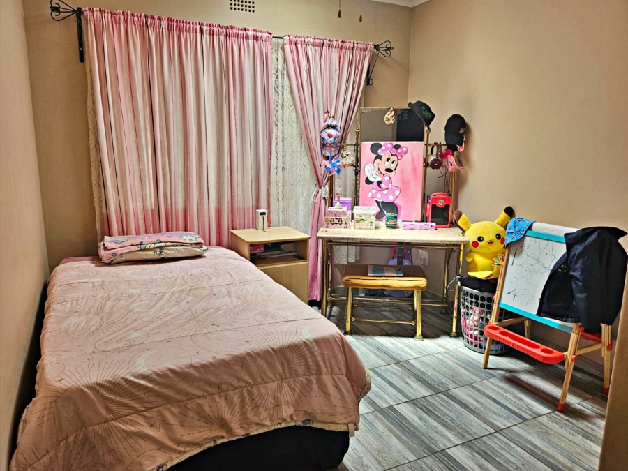 3 Bedroom Property for Sale in Birchleigh Gauteng