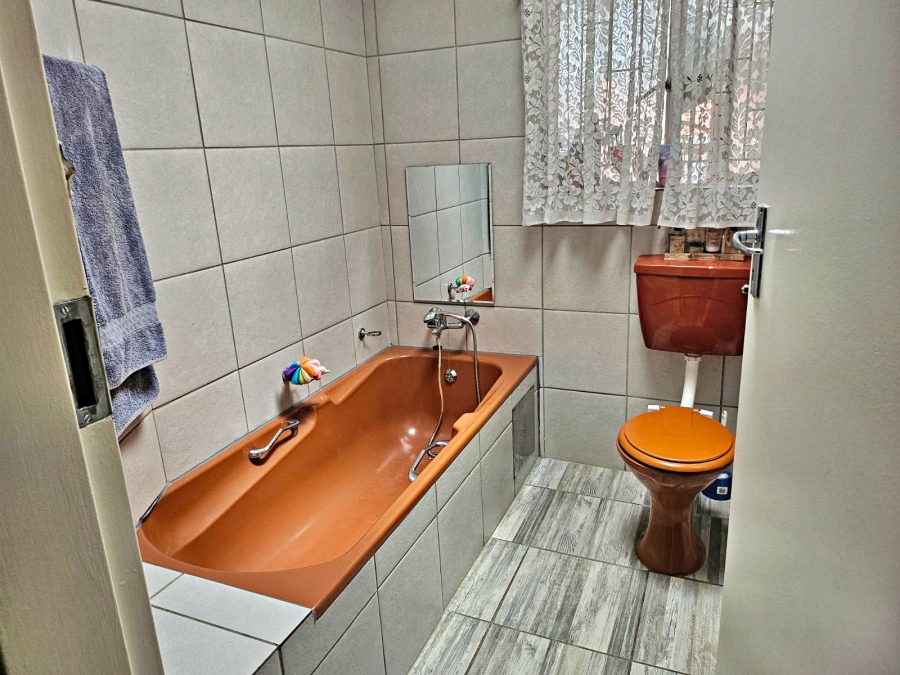 3 Bedroom Property for Sale in Birchleigh Gauteng