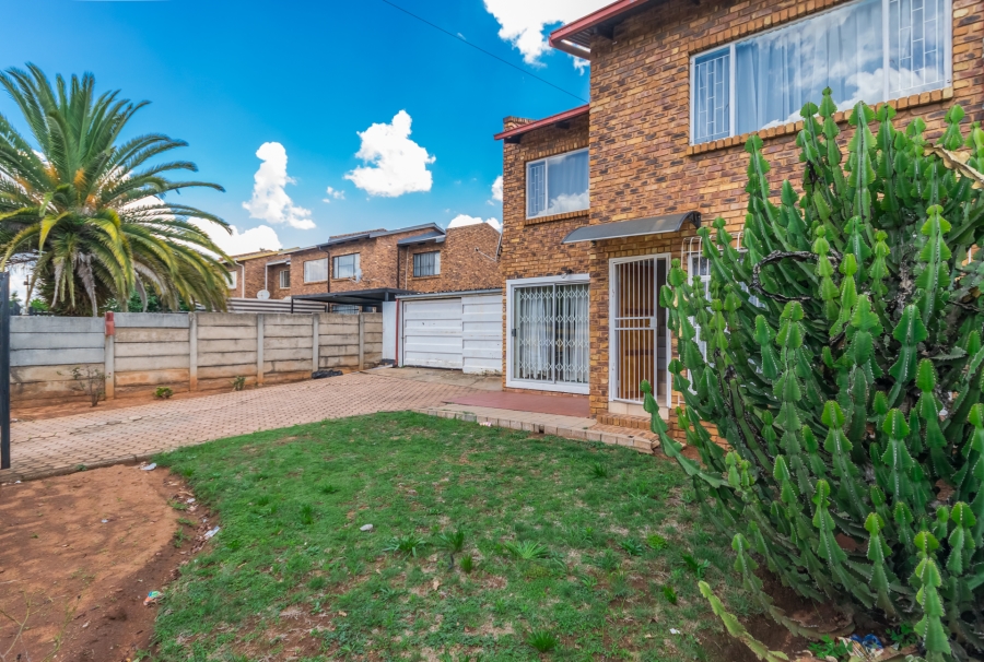 3 Bedroom Property for Sale in Florida Gauteng