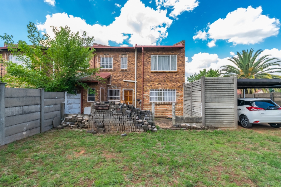 3 Bedroom Property for Sale in Florida Gauteng