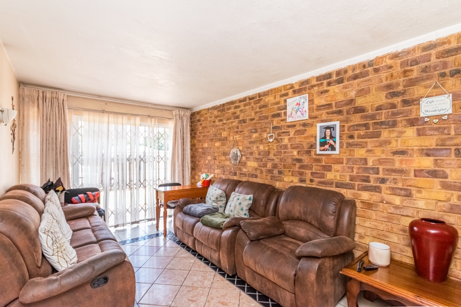 3 Bedroom Property for Sale in Florida Gauteng