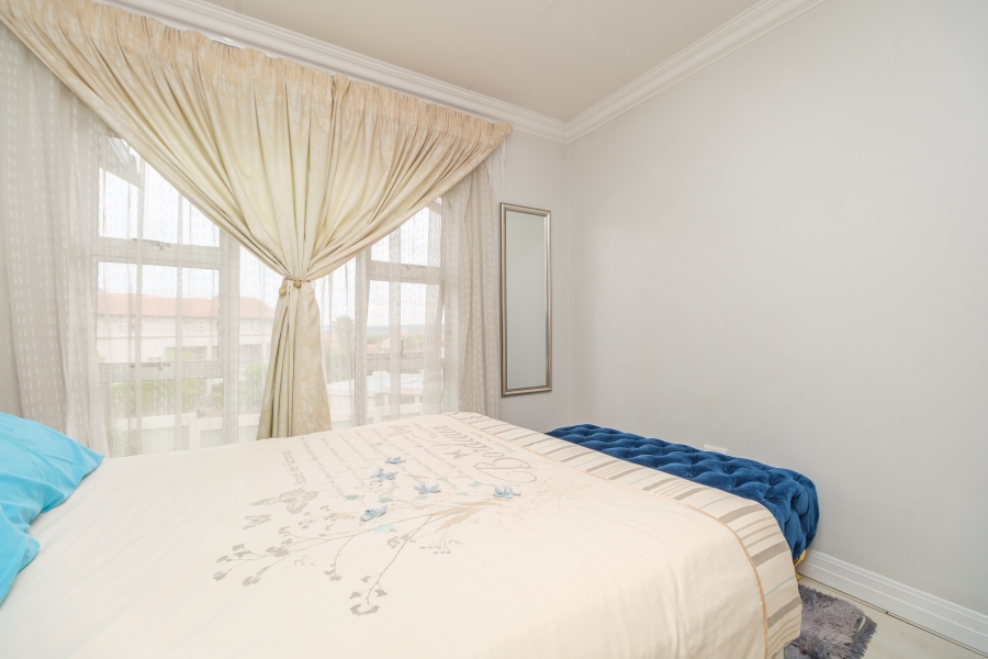 To Let 3 Bedroom Property for Rent in Noordhang Gauteng