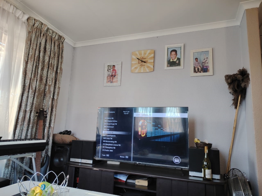 2 Bedroom Property for Sale in Unitas Park Gauteng