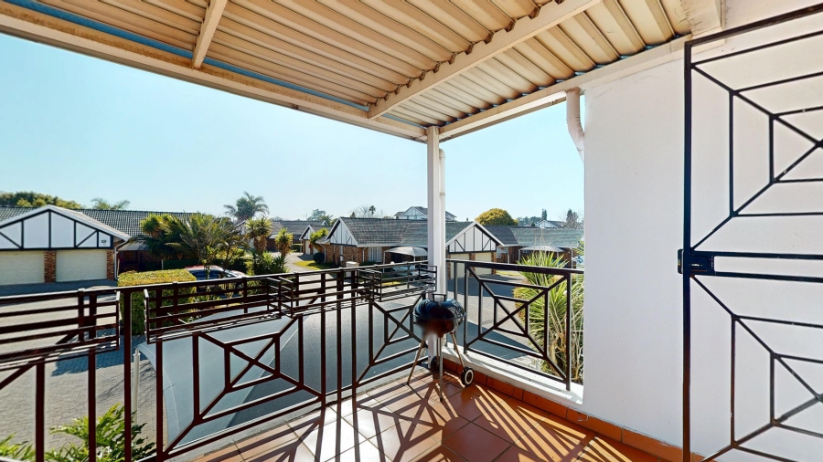 2 Bedroom Property for Sale in Beyers Park Gauteng