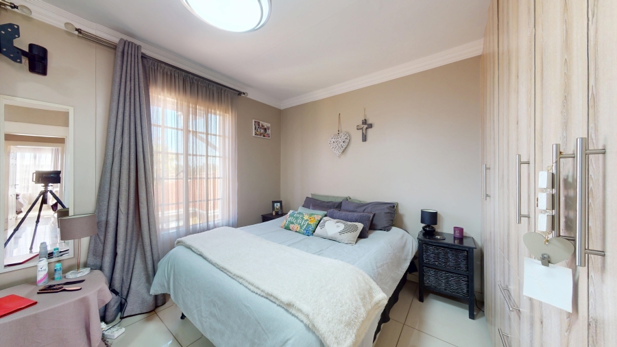 2 Bedroom Property for Sale in Beyers Park Gauteng