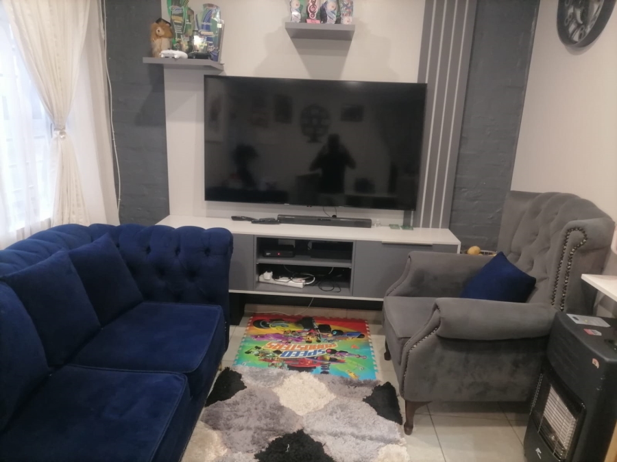 3 Bedroom Property for Sale in Lotus Gardens Gauteng