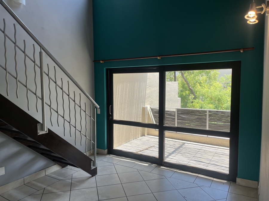 To Let 2 Bedroom Property for Rent in Pineslopes Gauteng