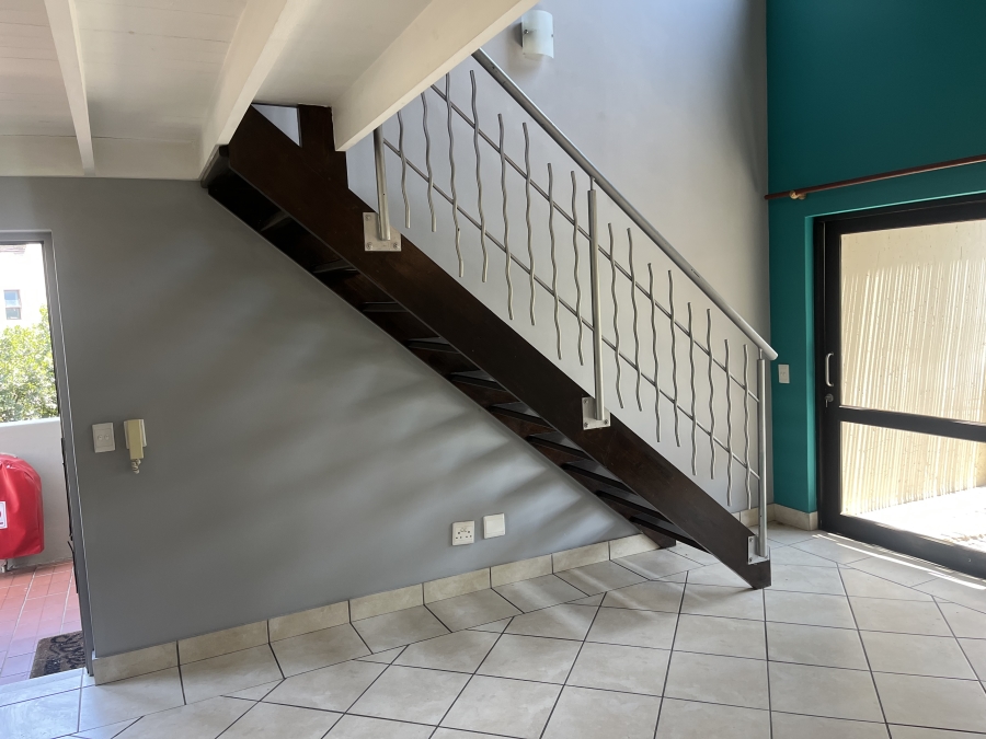 To Let 2 Bedroom Property for Rent in Pineslopes Gauteng