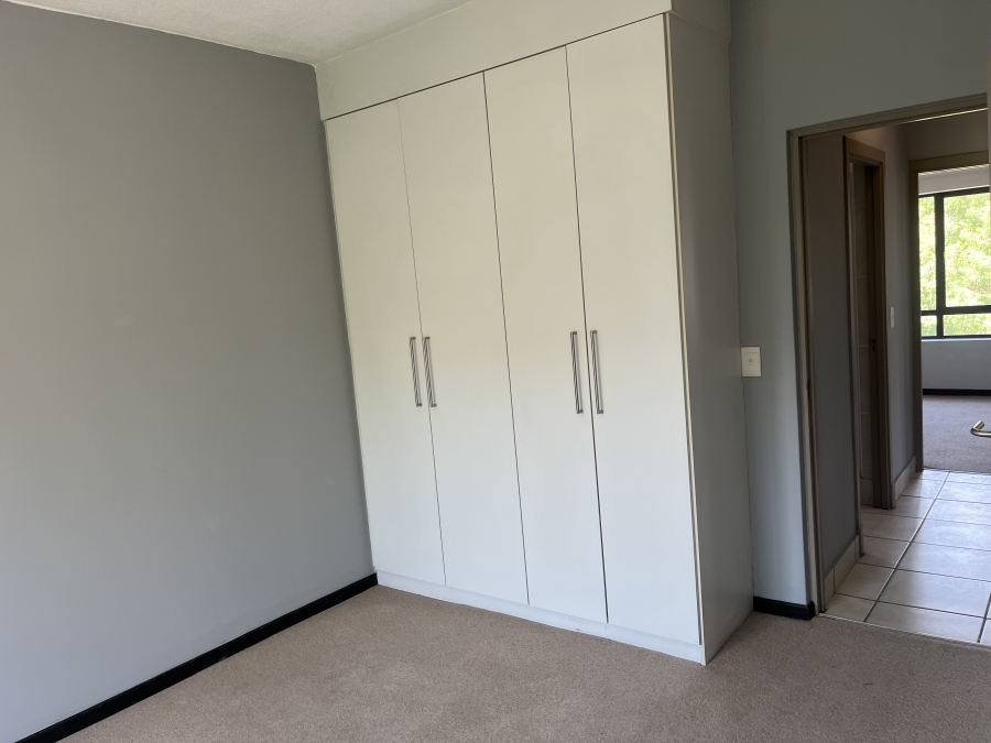 To Let 2 Bedroom Property for Rent in Pineslopes Gauteng
