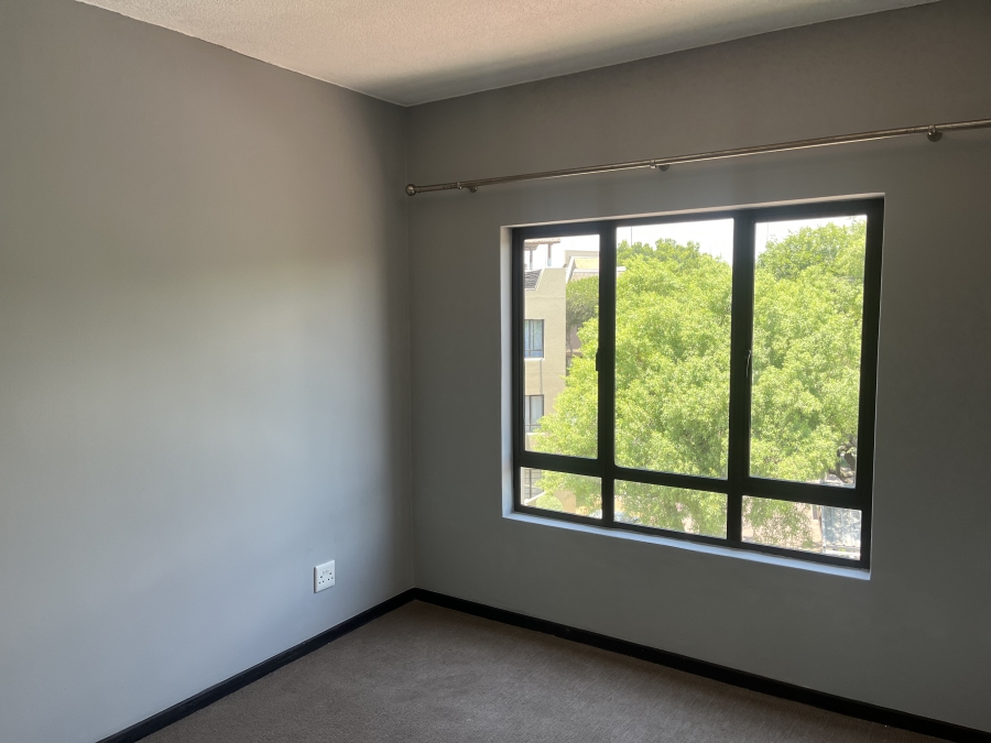 To Let 2 Bedroom Property for Rent in Pineslopes Gauteng