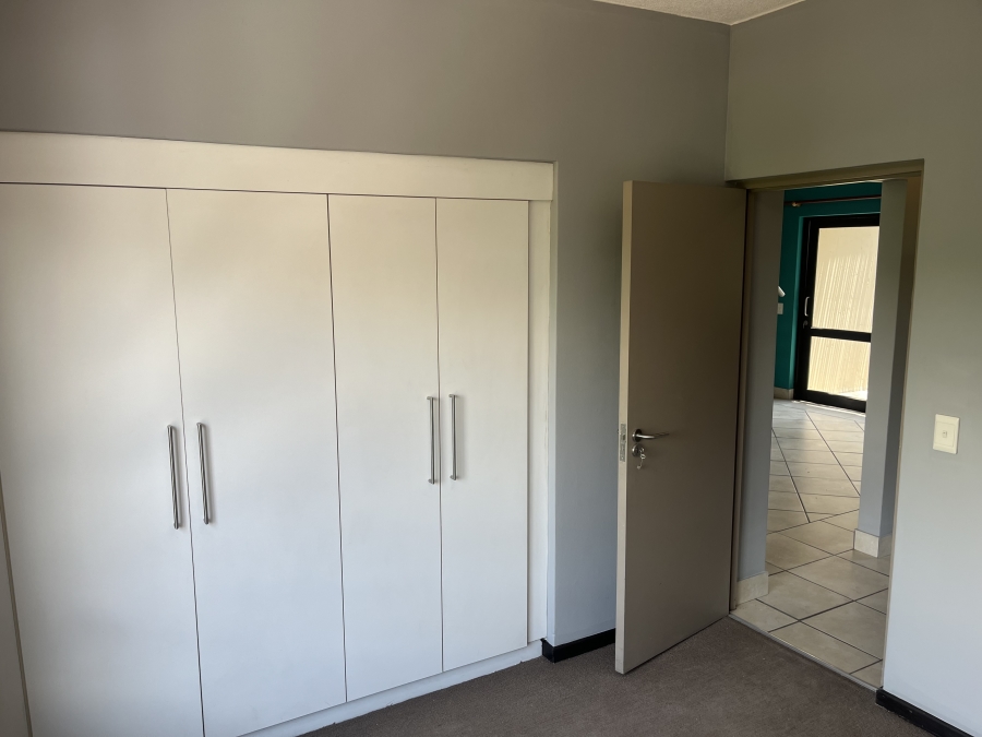 To Let 2 Bedroom Property for Rent in Pineslopes Gauteng
