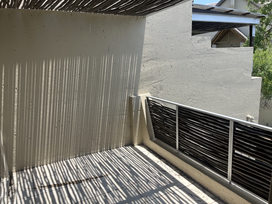 To Let 2 Bedroom Property for Rent in Pineslopes Gauteng