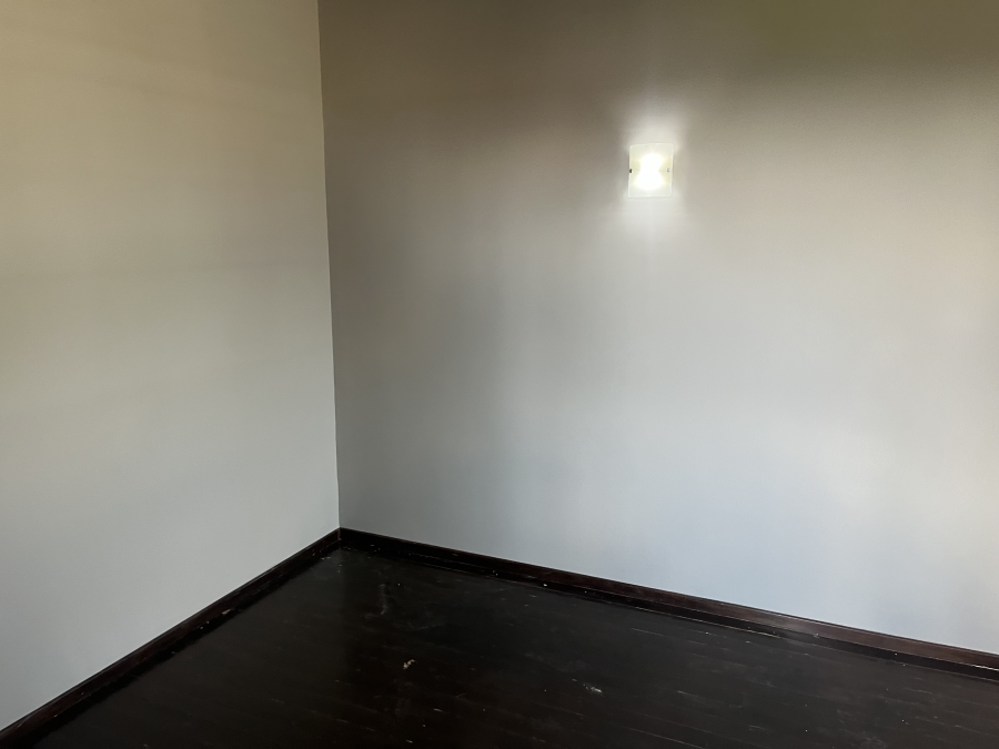 To Let 2 Bedroom Property for Rent in Pineslopes Gauteng