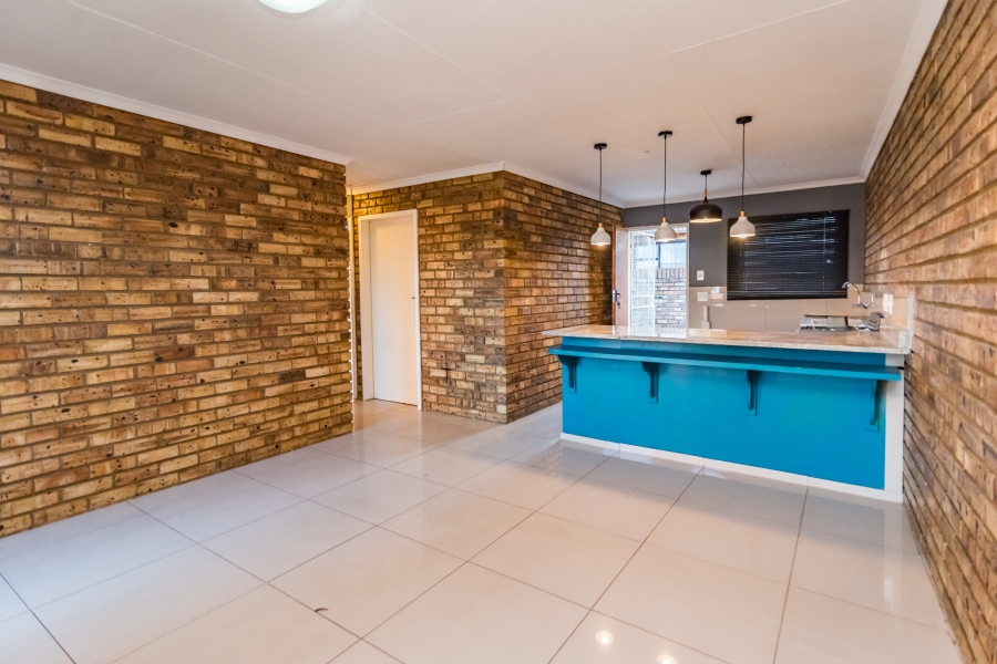 2 Bedroom Property for Sale in Boltonia Gauteng