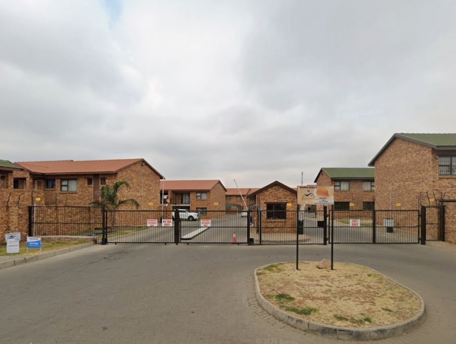 2 Bedroom Property for Sale in Witfield Gauteng