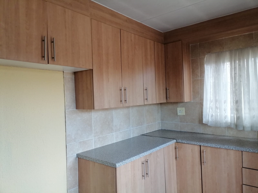 3 Bedroom Property for Sale in Daveyton Gauteng
