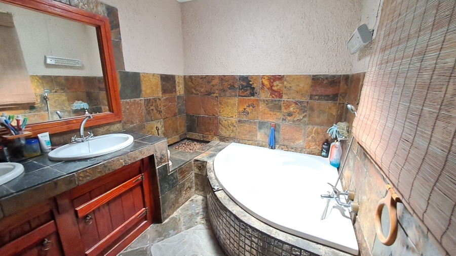 3 Bedroom Property for Sale in Bergsig Gauteng
