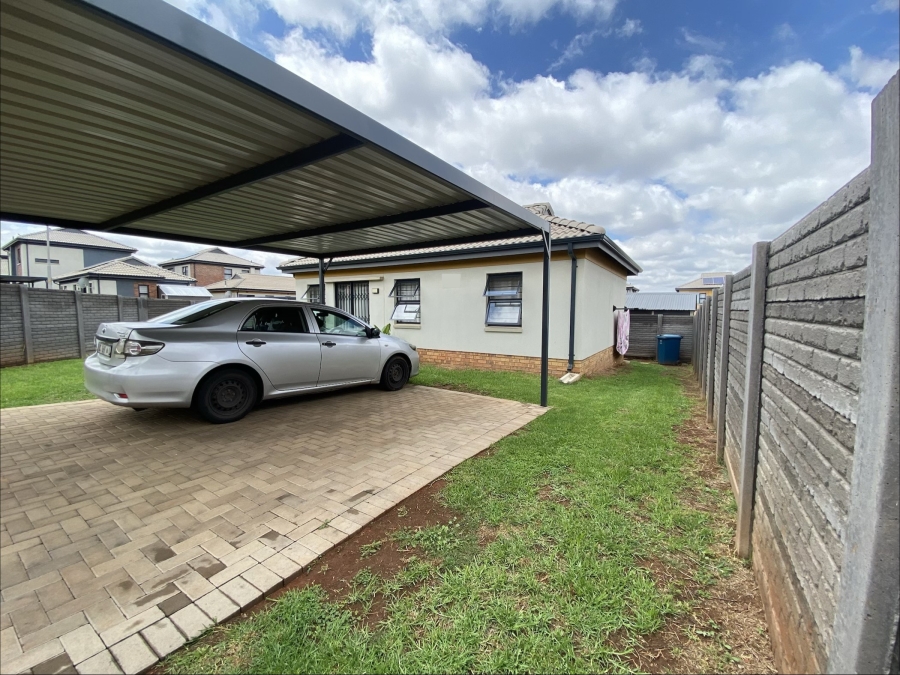 3 Bedroom Property for Sale in Lotus Gardens Gauteng