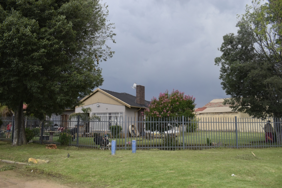 3 Bedroom Property for Sale in Elspark Gauteng