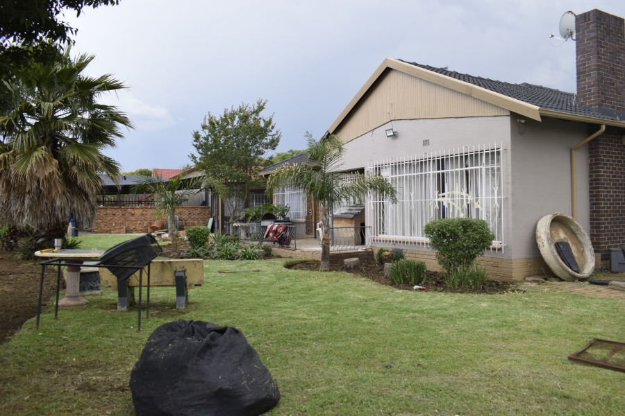 3 Bedroom Property for Sale in Elspark Gauteng