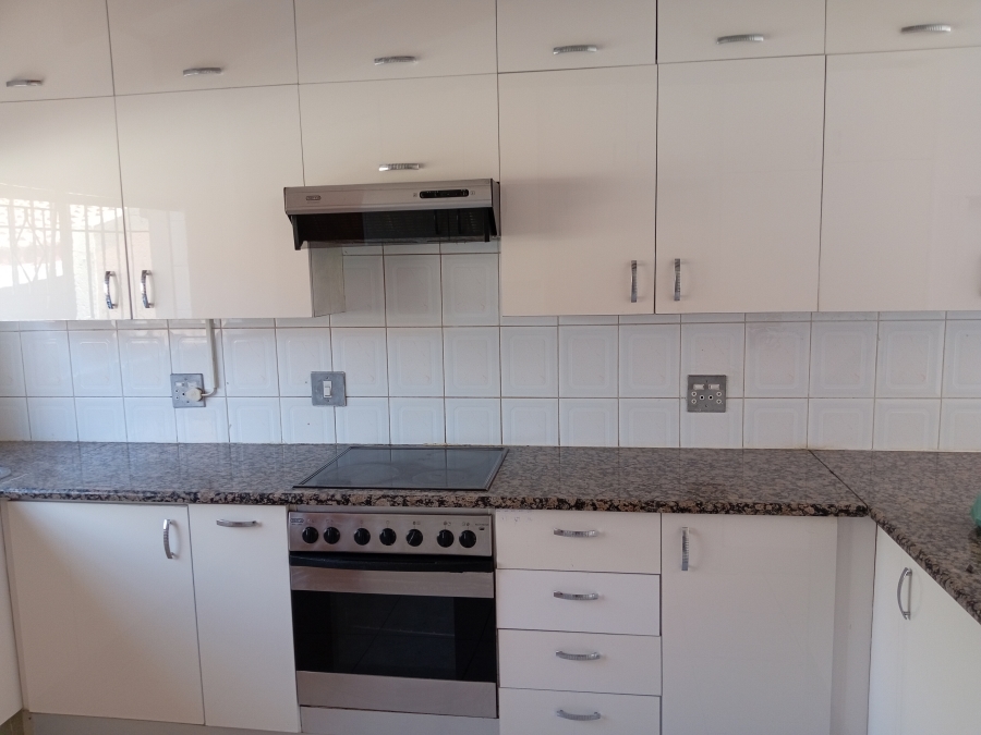 To Let 3 Bedroom Property for Rent in Suideroord Gauteng