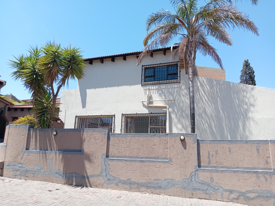 To Let 3 Bedroom Property for Rent in Suideroord Gauteng