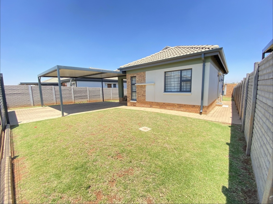 3 Bedroom Property for Sale in Lotus Gardens Gauteng