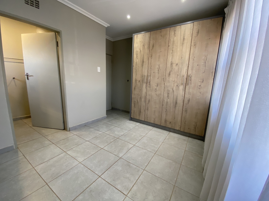 3 Bedroom Property for Sale in Lotus Gardens Gauteng