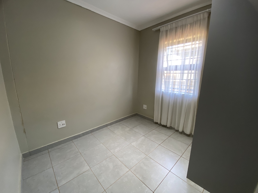 3 Bedroom Property for Sale in Lotus Gardens Gauteng