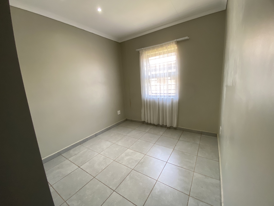 3 Bedroom Property for Sale in Lotus Gardens Gauteng
